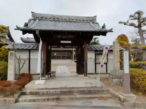 雲居寺の山門