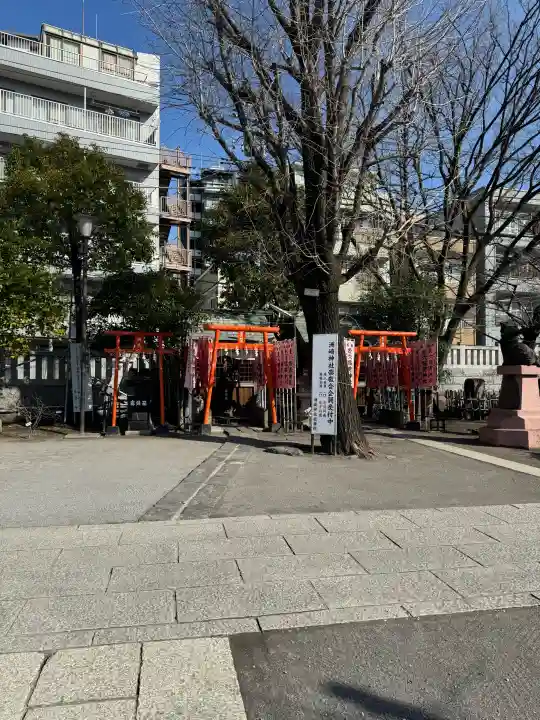 木場 洲﨑神社の{uncategorized: "未分類", other: "その他", undefined: "問題あり", building: "その他建物", grave: "お墓", sacred_gate: "鳥居", guardian: "狛犬", statue: "像", buddha: "仏像", history: "歴史", nature: "自然", garden: "庭園", animal: "動物", pagoda: "塔", temizu: "手水舎", mountain_gate: "山門・神門", sanctuary: "本殿・本堂", subordinate: "末社・摂社", art: "芸術", scenery: "景色", jizo: "地蔵", ema: "絵馬", goshuin: "御朱印", omikuji: "おみくじ", items: "授与品その他", amulet: "お守り", goshuincho: "御朱印帳", eats: "食事", festival: "お祭り", votive_dance: "神楽", shichigosan: "七五三参", wedding: "結婚式", experience: "体験その他", initially: "初詣", around: "周辺", anti_infection: "感染症対策"}