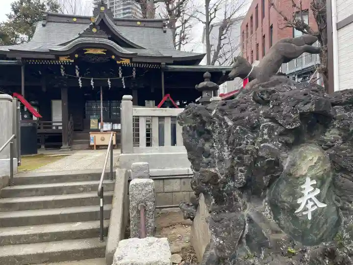 橋戸稲荷神社の{uncategorized: "未分類", other: "その他", undefined: "問題あり", building: "その他建物", grave: "お墓", sacred_gate: "鳥居", guardian: "狛犬", statue: "像", buddha: "仏像", history: "歴史", nature: "自然", garden: "庭園", animal: "動物", pagoda: "塔", temizu: "手水舎", mountain_gate: "山門・神門", sanctuary: "本殿・本堂", subordinate: "末社・摂社", art: "芸術", scenery: "景色", jizo: "地蔵", ema: "絵馬", goshuin: "御朱印", omikuji: "おみくじ", items: "授与品その他", amulet: "お守り", goshuincho: "御朱印帳", eats: "食事", festival: "お祭り", votive_dance: "神楽", shichigosan: "七五三参", wedding: "結婚式", experience: "体験その他", initially: "初詣", around: "周辺", anti_infection: "感染症対策"}