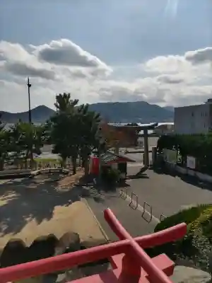 赤間神宮の{uncategorized: "未分類", other: "その他", undefined: "問題あり", building: "その他建物", grave: "お墓", sacred_gate: "鳥居", guardian: "狛犬", statue: "像", buddha: "仏像", history: "歴史", nature: "自然", garden: "庭園", animal: "動物", pagoda: "塔", temizu: "手水舎", mountain_gate: "山門・神門", sanctuary: "本殿・本堂", subordinate: "末社・摂社", art: "芸術", scenery: "景色", jizo: "地蔵", ema: "絵馬", goshuin: "御朱印", omikuji: "おみくじ", items: "授与品その他", amulet: "お守り", goshuincho: "御朱印帳", eats: "食事", festival: "お祭り", votive_dance: "神楽", shichigosan: "七五三参", wedding: "結婚式", experience: "体験その他", initially: "初詣", around: "周辺", anti_infection: "感染症対策"}