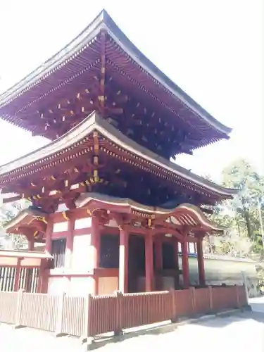 薦神社の山門・神門