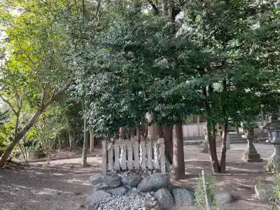 奈々美神社の{uncategorized: "未分類", other: "その他", undefined: "問題あり", building: "その他建物", grave: "お墓", sacred_gate: "鳥居", guardian: "狛犬", statue: "像", buddha: "仏像", history: "歴史", nature: "自然", garden: "庭園", animal: "動物", pagoda: "塔", temizu: "手水舎", mountain_gate: "山門・神門", sanctuary: "本殿・本堂", subordinate: "末社・摂社", art: "芸術", scenery: "景色", jizo: "地蔵", ema: "絵馬", goshuin: "御朱印", omikuji: "おみくじ", items: "授与品その他", amulet: "お守り", goshuincho: "御朱印帳", eats: "食事", festival: "お祭り", votive_dance: "神楽", shichigosan: "七五三参", wedding: "結婚式", experience: "体験その他", initially: "初詣", around: "周辺", anti_infection: "感染症対策"}