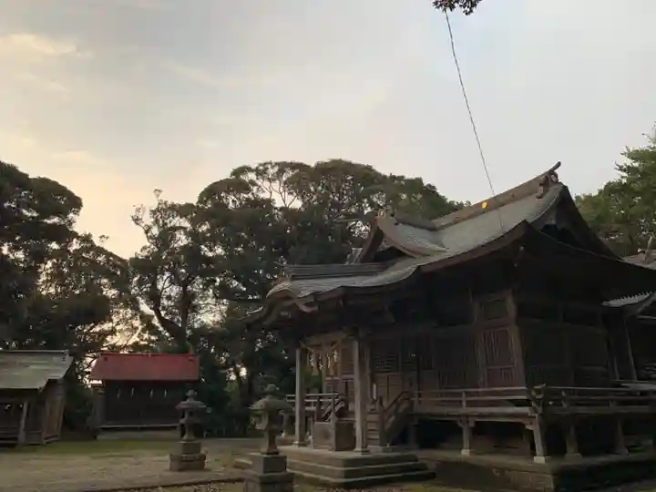 玉﨑神社の本殿・本堂