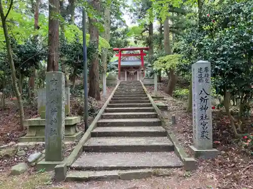 八所神社の建物その他