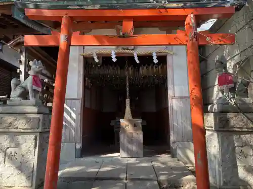 河内國魂神社の{uncategorized: "未分類", other: "その他", undefined: "問題あり", building: "その他建物", grave: "お墓", sacred_gate: "鳥居", guardian: "狛犬", statue: "像", buddha: "仏像", history: "歴史", nature: "自然", garden: "庭園", animal: "動物", pagoda: "塔", temizu: "手水舎", mountain_gate: "山門・神門", sanctuary: "本殿・本堂", subordinate: "末社・摂社", art: "芸術", scenery: "景色", jizo: "地蔵", ema: "絵馬", goshuin: "御朱印", omikuji: "おみくじ", items: "授与品その他", amulet: "お守り", goshuincho: "御朱印帳", eats: "食事", festival: "お祭り", votive_dance: "神楽", shichigosan: "七五三参", wedding: "結婚式", experience: "体験その他", initially: "初詣", around: "周辺", anti_infection: "感染症対策"}