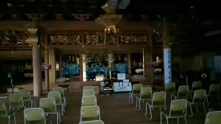 千正寺の本殿・本堂