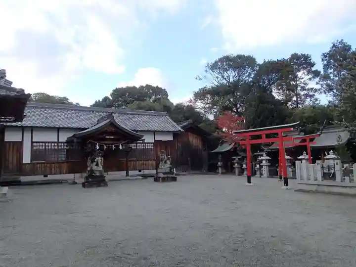 天高市神社の本殿・本堂