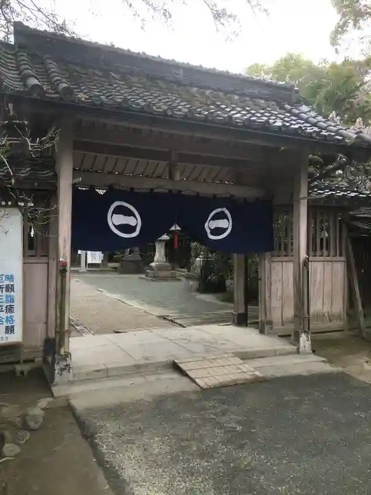 柳川総鎮守 日吉神社の山門・神門