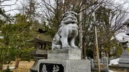 神楽神社の狛犬