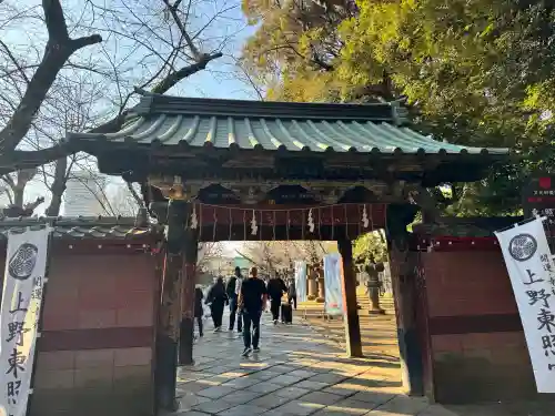 上野東照宮の{uncategorized: "未分類", other: "その他", undefined: "問題あり", building: "その他建物", grave: "お墓", sacred_gate: "鳥居", guardian: "狛犬", statue: "像", buddha: "仏像", history: "歴史", nature: "自然", garden: "庭園", animal: "動物", pagoda: "塔", temizu: "手水舎", mountain_gate: "山門・神門", sanctuary: "本殿・本堂", subordinate: "末社・摂社", art: "芸術", scenery: "景色", jizo: "地蔵", ema: "絵馬", goshuin: "御朱印", omikuji: "おみくじ", items: "授与品その他", amulet: "お守り", goshuincho: "御朱印帳", eats: "食事", festival: "お祭り", votive_dance: "神楽", shichigosan: "七五三参", wedding: "結婚式", experience: "体験その他", initially: "初詣", around: "周辺", anti_infection: "感染症対策"}