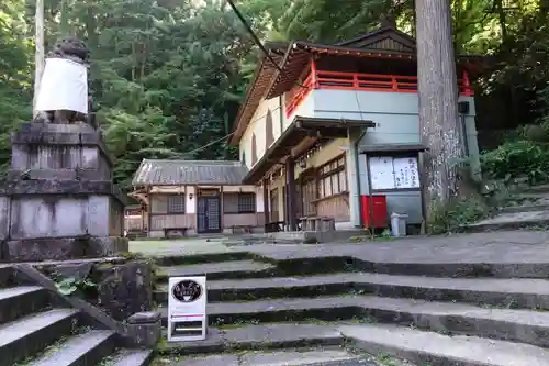 本瀧寺の本殿