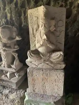 石仏群(名称不明)の仏像