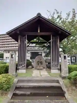 浦和競馬場馬頭観音(埼玉県)