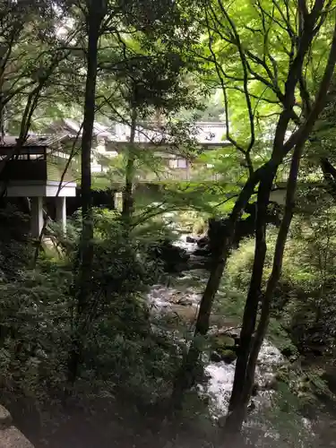 大本山七宝瀧寺の周辺