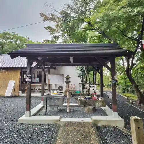 福母八幡宮の手水舎