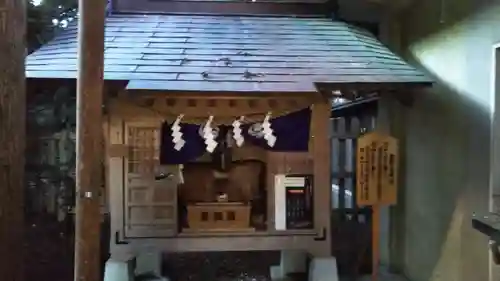 鳥谷崎神社の末社