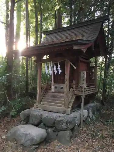 阿伎留神社の本殿