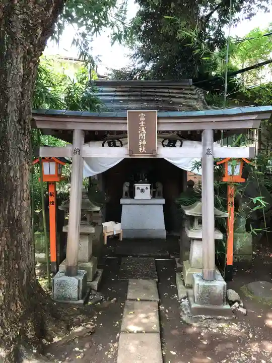 上目黒氷川神社の末社・摂社