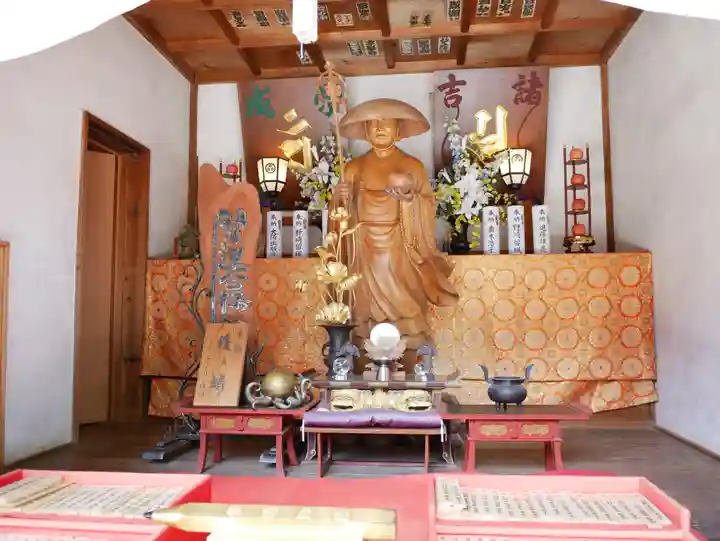 高尾山薬王院の仏像