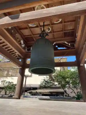 聖輪寺の{uncategorized: "未分類", other: "その他", undefined: "問題あり", building: "その他建物", grave: "お墓", sacred_gate: "鳥居", guardian: "狛犬", statue: "像", buddha: "仏像", history: "歴史", nature: "自然", garden: "庭園", animal: "動物", pagoda: "塔", temizu: "手水舎", mountain_gate: "山門・神門", sanctuary: "本殿・本堂", subordinate: "末社・摂社", art: "芸術", scenery: "景色", jizo: "地蔵", ema: "絵馬", goshuin: "御朱印", omikuji: "おみくじ", items: "授与品その他", amulet: "お守り", goshuincho: "御朱印帳", eats: "食事", festival: "お祭り", votive_dance: "神楽", shichigosan: "七五三参", wedding: "結婚式", experience: "体験その他", initially: "初詣", around: "周辺", anti_infection: "感染症対策"}