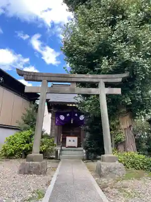筑土八幡神社の鳥居