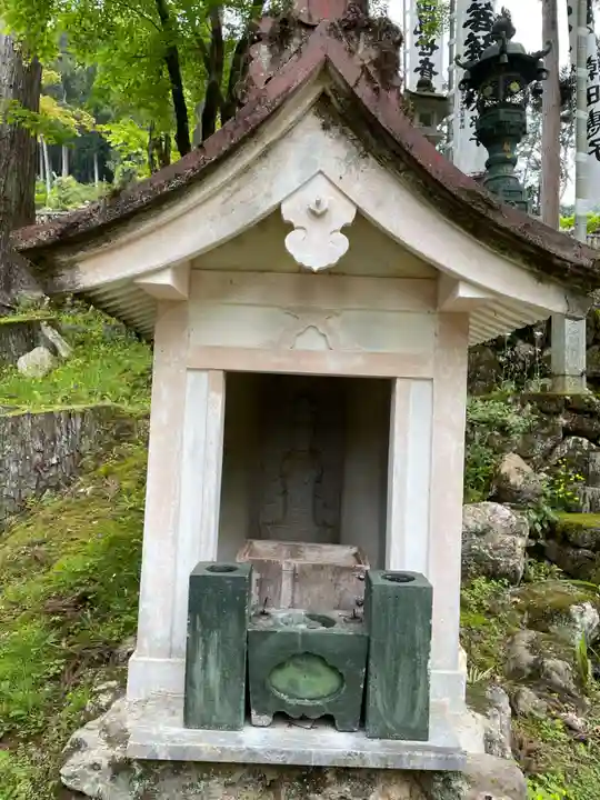 華厳寺(岐阜県)
