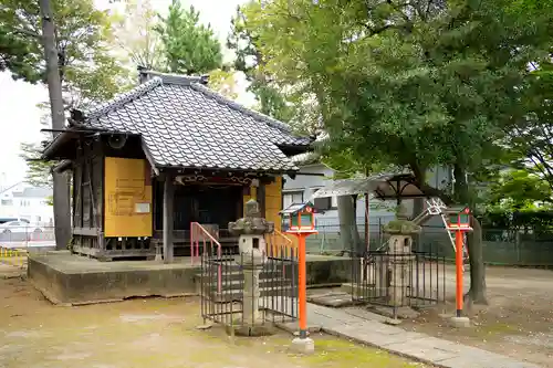 毛長神社の本殿