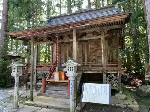 涼ケ岡八幡神社の末社