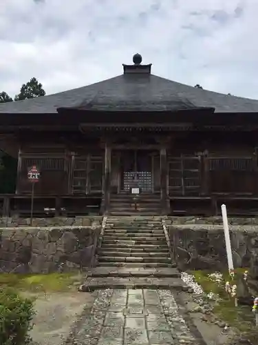 羽黒山 正善院の本殿