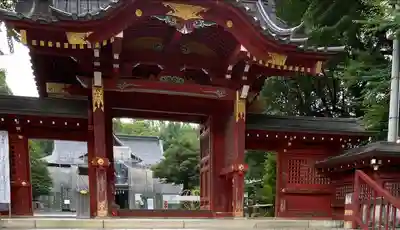 秩父神社の山門・神門