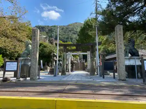 陶山神社の建物その他