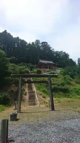 神明社の鳥居