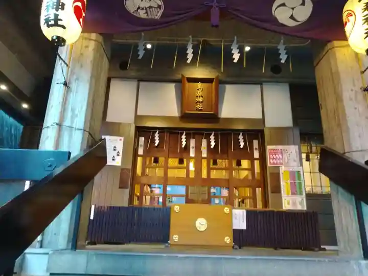烏森神社の本殿・本堂