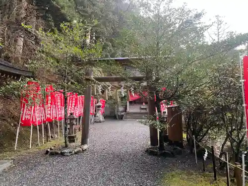 玉置神社の{uncategorized: "未分類", other: "その他", undefined: "問題あり", building: "その他建物", grave: "お墓", sacred_gate: "鳥居", guardian: "狛犬", statue: "像", buddha: "仏像", history: "歴史", nature: "自然", garden: "庭園", animal: "動物", pagoda: "塔", temizu: "手水舎", mountain_gate: "山門・神門", sanctuary: "本殿・本堂", subordinate: "末社・摂社", art: "芸術", scenery: "景色", jizo: "地蔵", ema: "絵馬", goshuin: "御朱印", omikuji: "おみくじ", items: "授与品その他", amulet: "お守り", goshuincho: "御朱印帳", eats: "食事", festival: "お祭り", votive_dance: "神楽", shichigosan: "七五三参", wedding: "結婚式", experience: "体験その他", initially: "初詣", around: "周辺", anti_infection: "感染症対策"}
