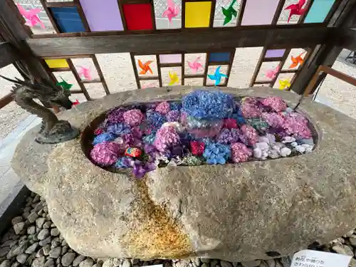 金井神社の手水舎