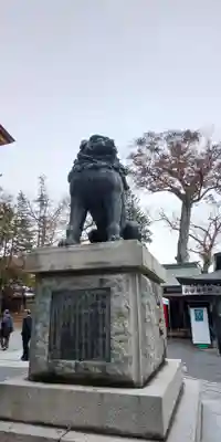 諏訪大社下社秋宮の狛犬