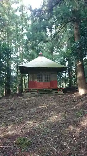 賀茂小鋭神社の本殿