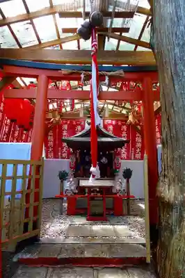 清高稲荷社の本殿・本堂