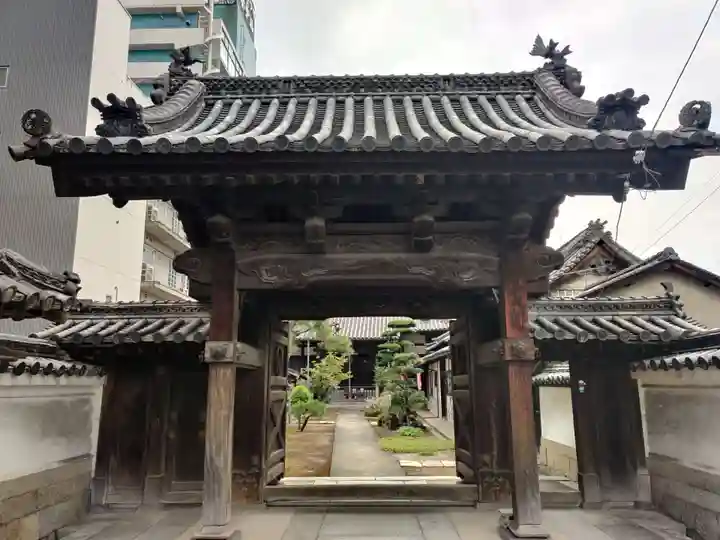 妙法寺(蕪村寺)の山門・神門