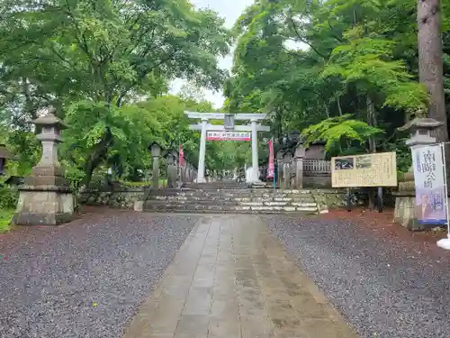 南湖神社の鳥居