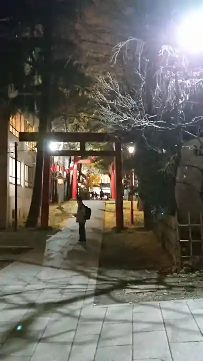 花園神社の鳥居