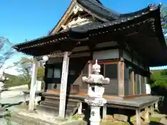 懸腰寺の本殿