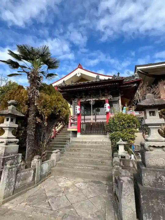 成田山高崎分院光徳寺の{uncategorized: "未分類", other: "その他", undefined: "問題あり", building: "その他建物", grave: "お墓", sacred_gate: "鳥居", guardian: "狛犬", statue: "像", buddha: "仏像", history: "歴史", nature: "自然", garden: "庭園", animal: "動物", pagoda: "塔", temizu: "手水舎", mountain_gate: "山門・神門", sanctuary: "本殿・本堂", subordinate: "末社・摂社", art: "芸術", scenery: "景色", jizo: "地蔵", ema: "絵馬", goshuin: "御朱印", omikuji: "おみくじ", items: "授与品その他", amulet: "お守り", goshuincho: "御朱印帳", eats: "食事", festival: "お祭り", votive_dance: "神楽", shichigosan: "七五三参", wedding: "結婚式", experience: "体験その他", initially: "初詣", around: "周辺", anti_infection: "感染症対策"}