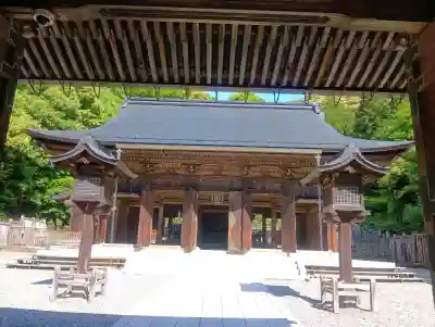 伊奈波神社の{uncategorized: "未分類", other: "その他", undefined: "問題あり", building: "その他建物", grave: "お墓", sacred_gate: "鳥居", guardian: "狛犬", statue: "像", buddha: "仏像", history: "歴史", nature: "自然", garden: "庭園", animal: "動物", pagoda: "塔", temizu: "手水舎", mountain_gate: "山門・神門", sanctuary: "本殿・本堂", subordinate: "末社・摂社", art: "芸術", scenery: "景色", jizo: "地蔵", ema: "絵馬", goshuin: "御朱印", omikuji: "おみくじ", items: "授与品その他", amulet: "お守り", goshuincho: "御朱印帳", eats: "食事", festival: "お祭り", votive_dance: "神楽", shichigosan: "七五三参", wedding: "結婚式", experience: "体験その他", initially: "初詣", around: "周辺", anti_infection: "感染症対策"}