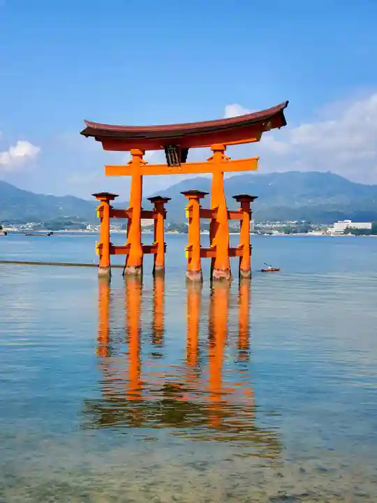厳島神社(広島県)