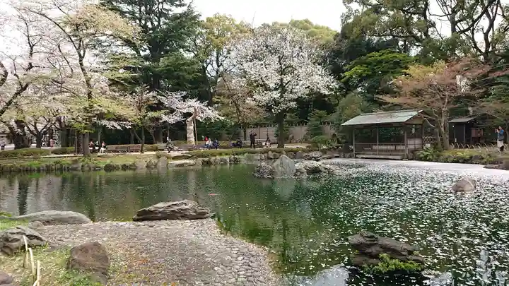靖國神社の庭園