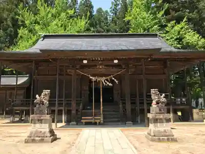 鮎貝八幡宮の本殿・本堂
