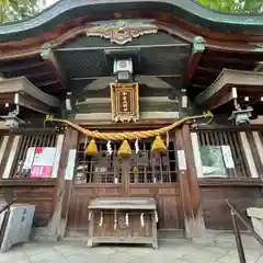 挙母神社の本殿