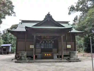 坂戸神社の本殿・本堂