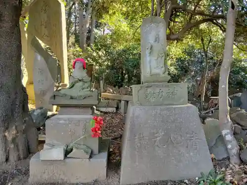 金蔵寺の{uncategorized: "未分類", other: "その他", undefined: "問題あり", building: "その他建物", grave: "お墓", sacred_gate: "鳥居", guardian: "狛犬", statue: "像", buddha: "仏像", history: "歴史", nature: "自然", garden: "庭園", animal: "動物", pagoda: "塔", temizu: "手水舎", mountain_gate: "山門・神門", sanctuary: "本殿・本堂", subordinate: "末社・摂社", art: "芸術", scenery: "景色", jizo: "地蔵", ema: "絵馬", goshuin: "御朱印", omikuji: "おみくじ", items: "授与品その他", amulet: "お守り", goshuincho: "御朱印帳", eats: "食事", festival: "お祭り", votive_dance: "神楽", shichigosan: "七五三参", wedding: "結婚式", experience: "体験その他", initially: "初詣", around: "周辺", anti_infection: "感染症対策"}